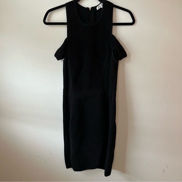 Parker Boomerang Knit Dress Black - Picture 5 of 11